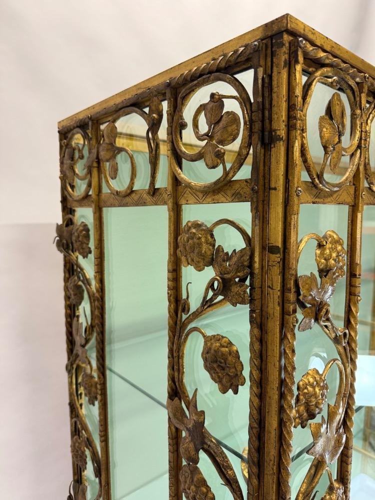 Vitrine by Maison Franck
