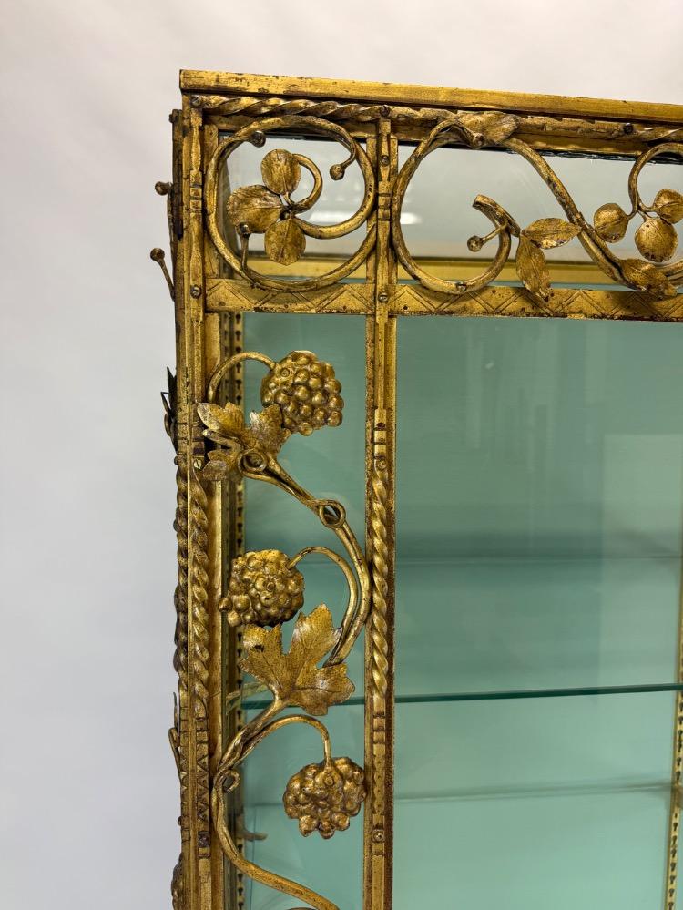 Vitrine by Maison Franck