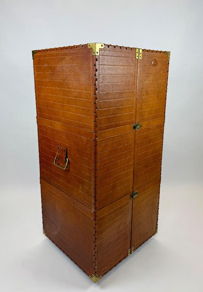 Leather wardrobe trunk by Lancetti. 