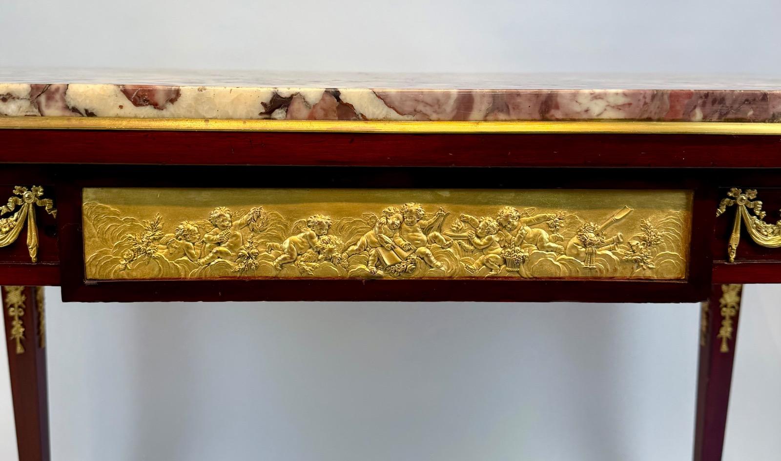 Louis XVI–Style Gilt-Bronze Mounted Mahogany Table à Écrire / writing table. 