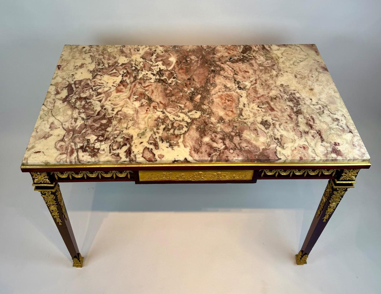 Louis XVI–Style Gilt-Bronze Mounted Mahogany Table à Écrire / writing table. 