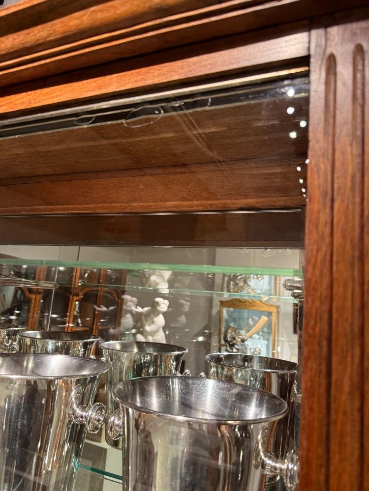 Oak shop vitrine/ display cabinet