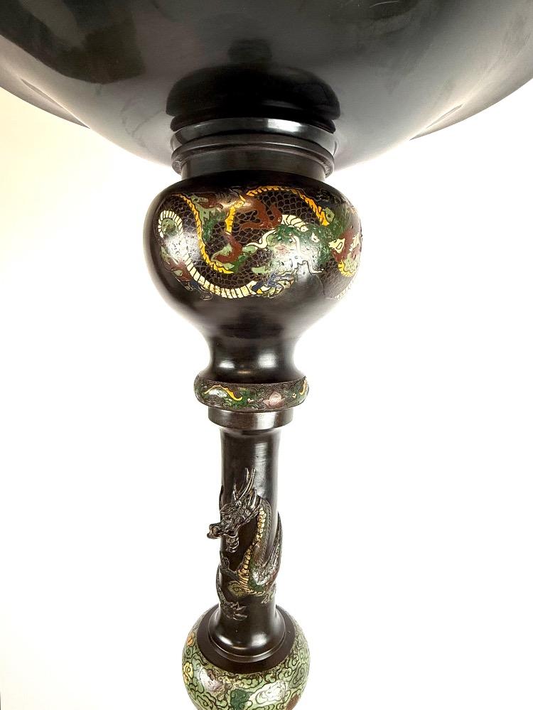 Oriental style floor lamp in cloisonné. 