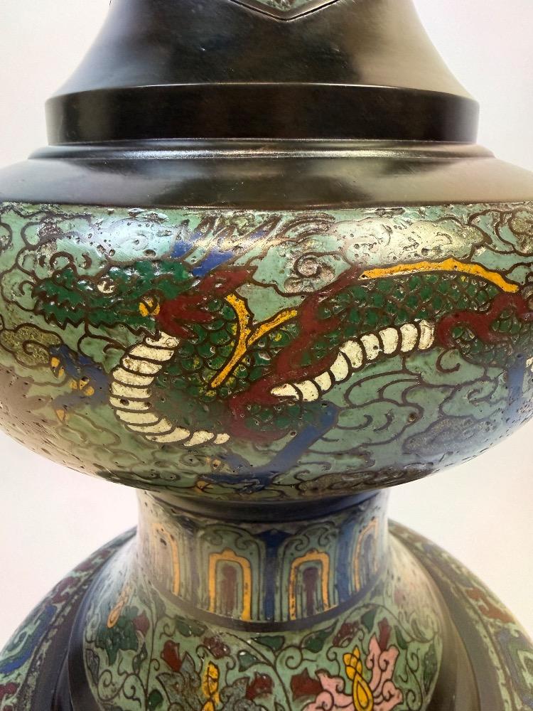Oriental style floor lamp in cloisonné. 