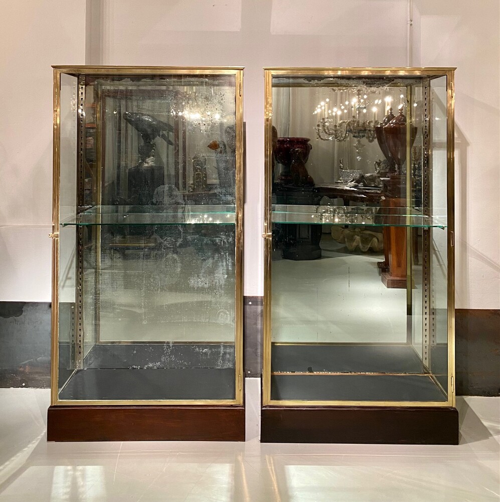 Pair display cabinets