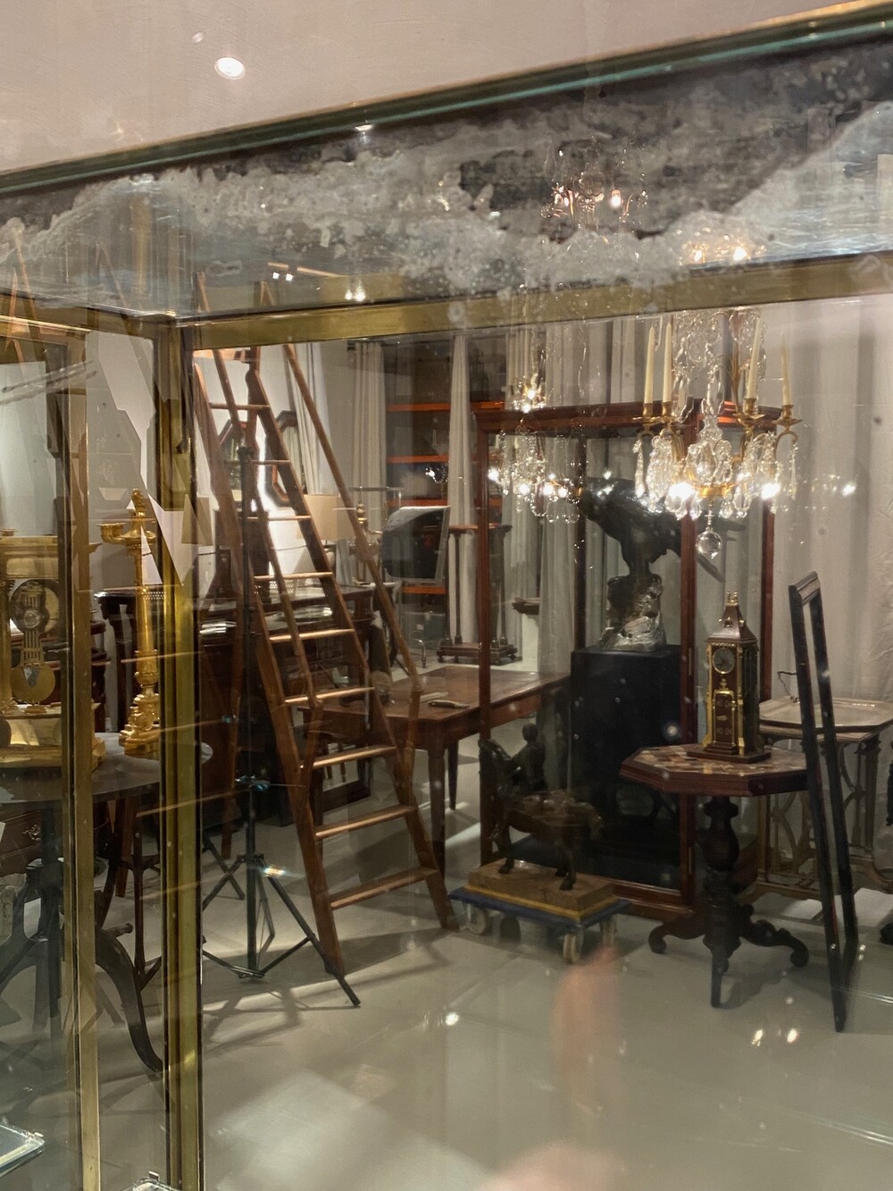 Pair display cabinets